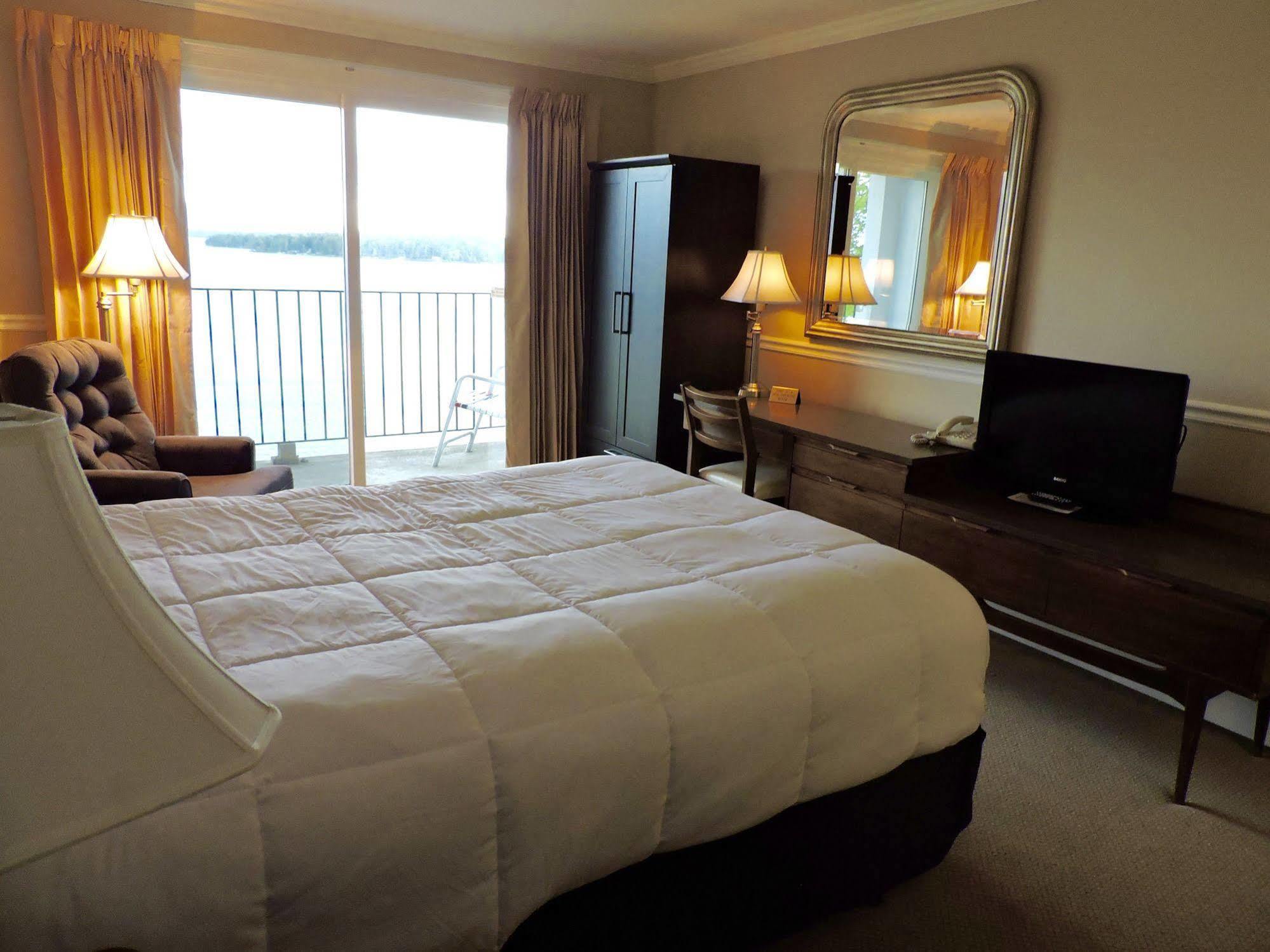 Belknap Point Inn Gilford Luaran gambar